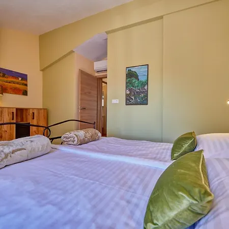 Anovi Homes By Litto *