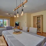 Apartman Anovi Homes By Litto - 5 Min Walk To