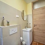 Apartman Anovi Homes By Litto - 5 Min Walk To Trogir