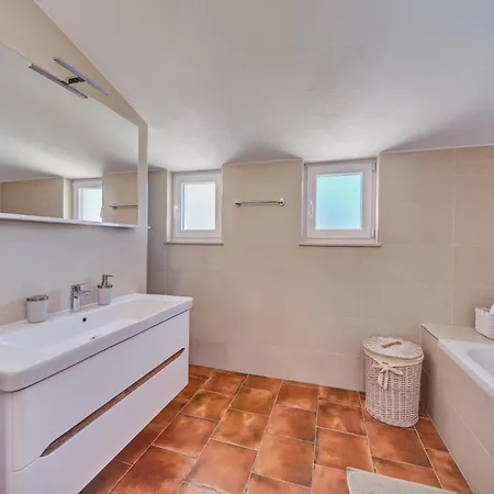 Anovi Homes By Litto Appartement