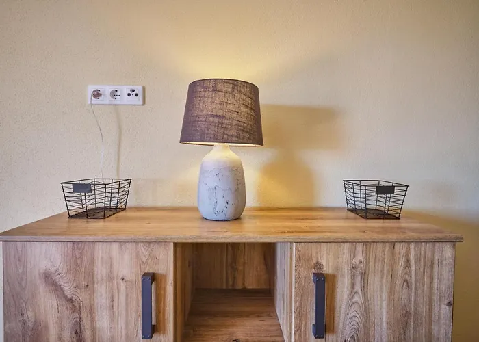 Anovi Homes By Litto - 5 Min Walk To Апартаменти *