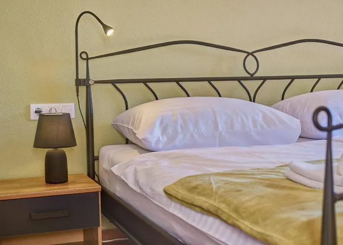 Anovi Homes By Litto - 5 Min Walk To Апартаменти